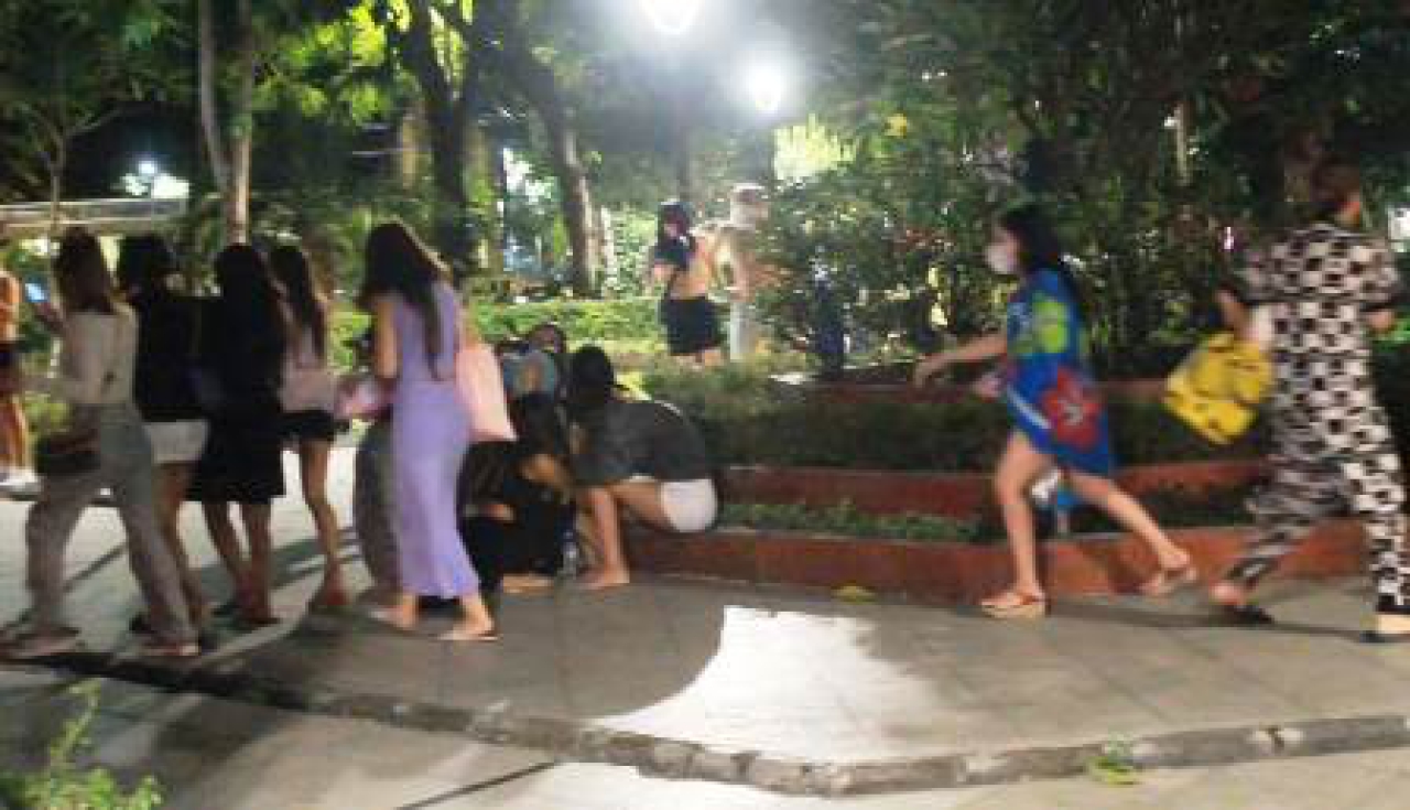 Suasana Emperor Spa Surabaya.