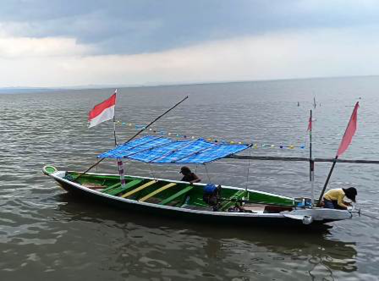 Nelayan di Kenjeran Surabaya.