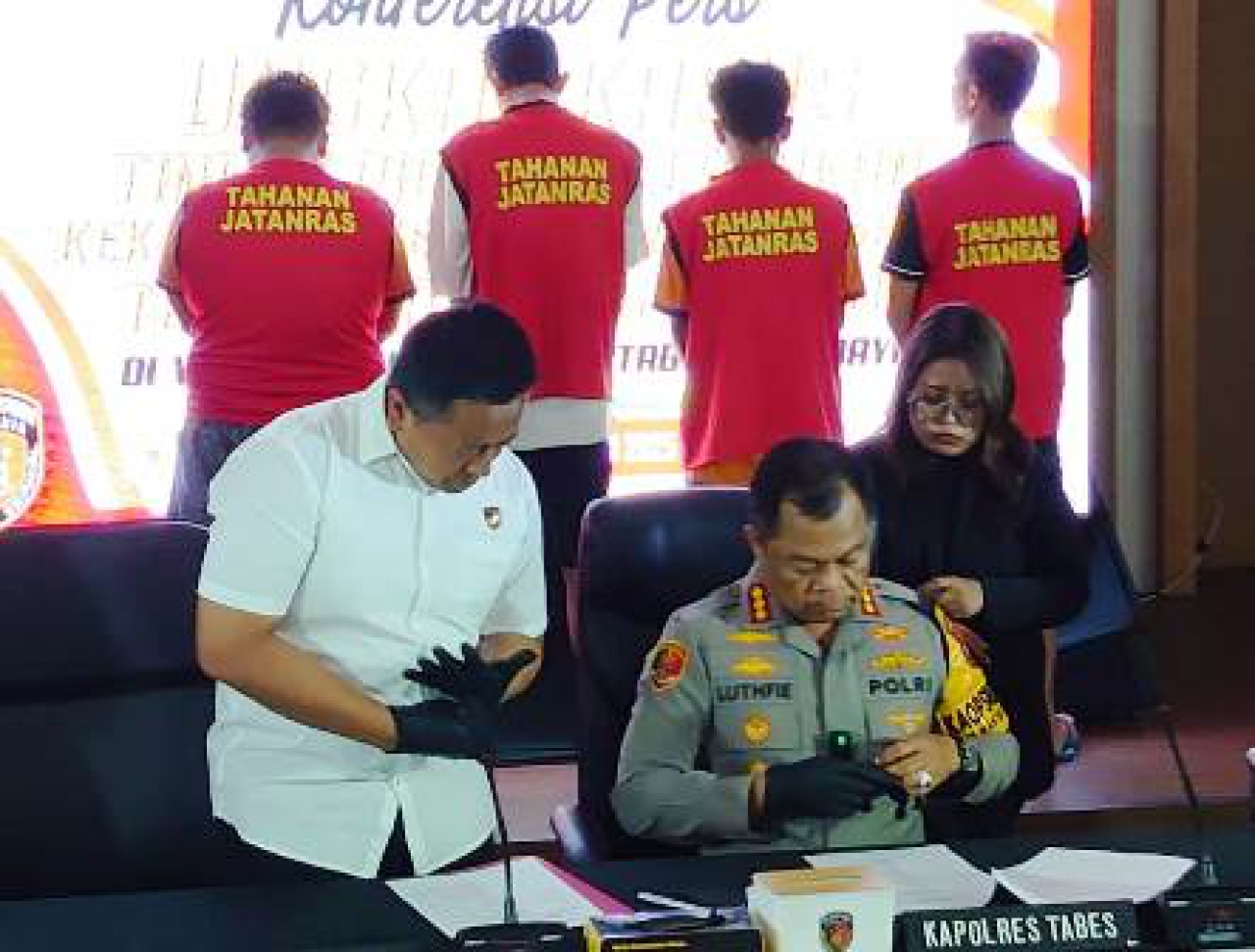 Polisi tangkap Debt collector AAJ, RDK, AA dan NBM