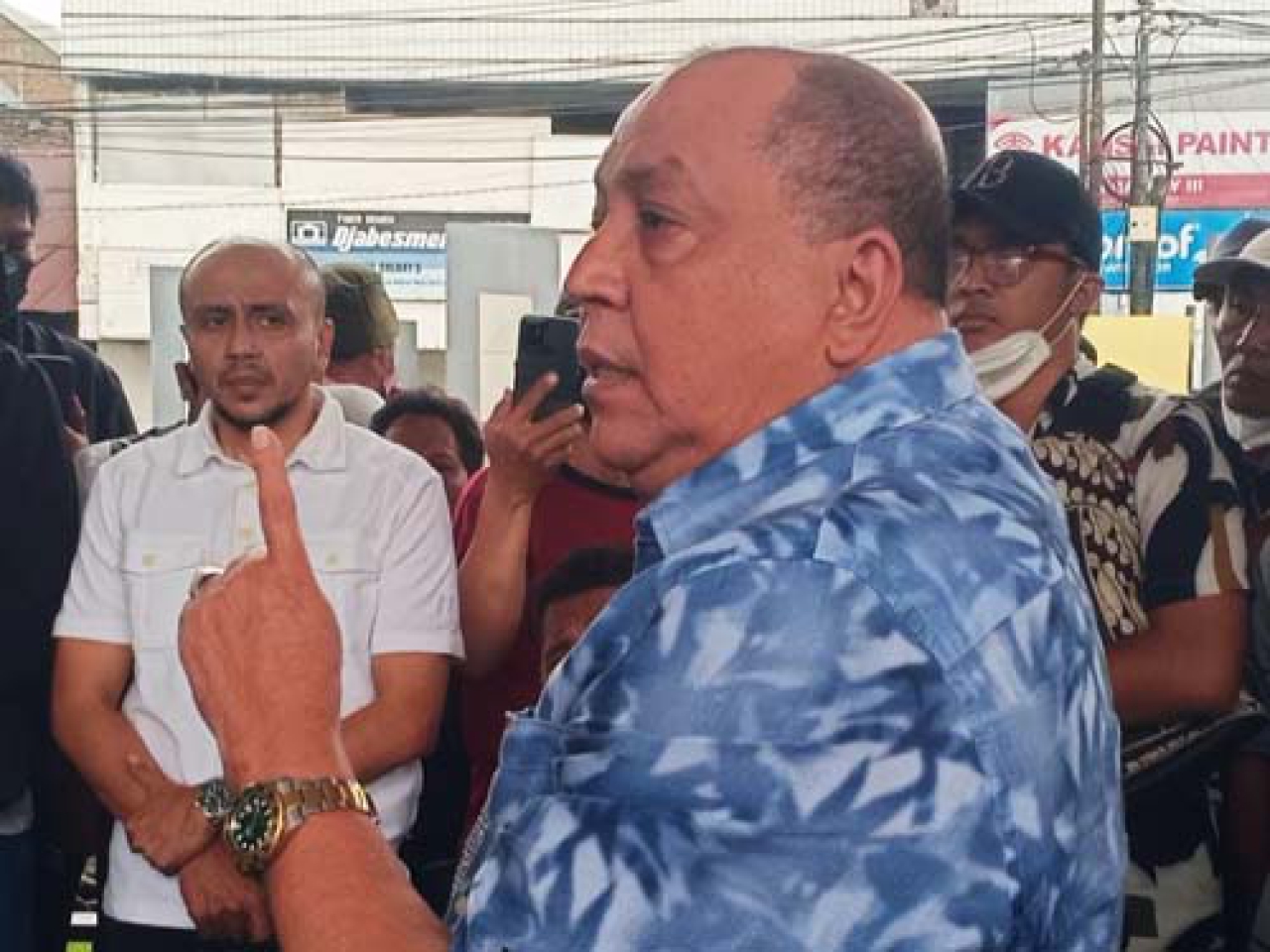 Salim Bahmid mendatangi langsung lokasi lahan SHM 2947 menceritakan kronologi kepemilikan tanah seluas 10.390 M2 dan alasan mengapa akses jalan masuk perlu ditutup hingga urusan Salim selesai, Kamis, (30/01/2025).