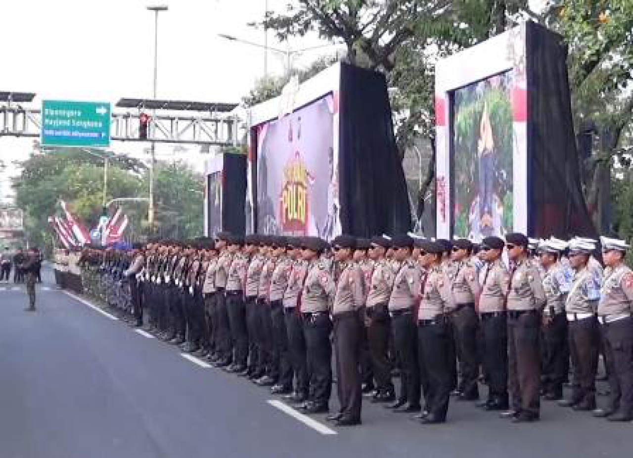 Kapolri Pimpin Upacara Hari Juang Polri di Surabaya