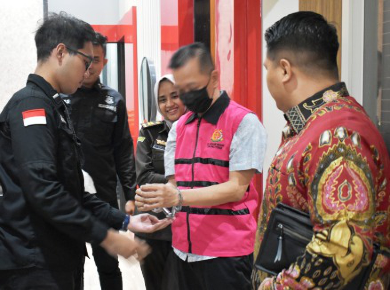 Kejaksaan tahan Komisaris PT DJA.