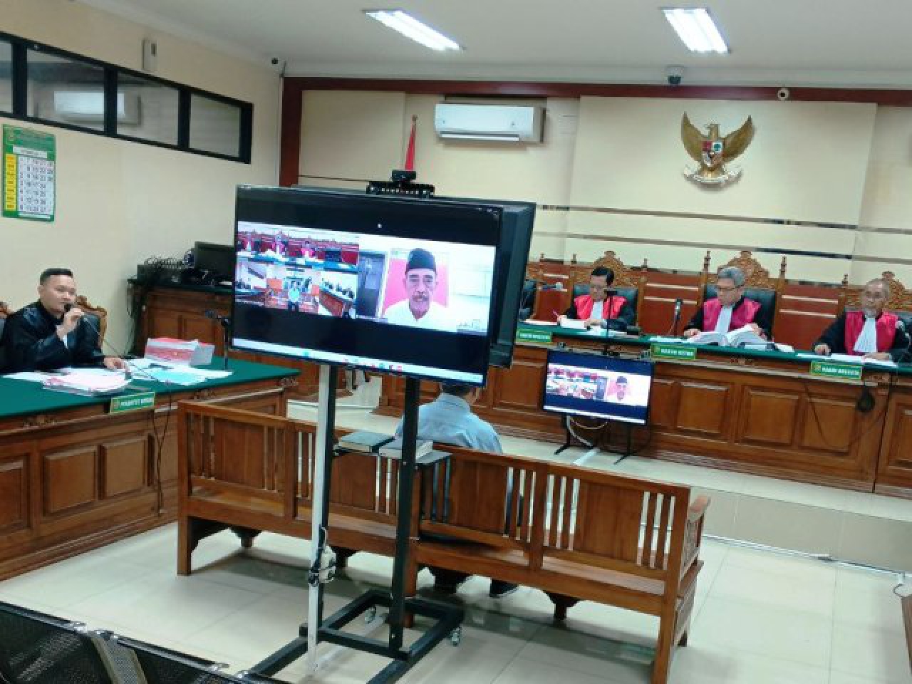 Saksi Bambang Budi Saptono di PN Tipikor Surabaya.