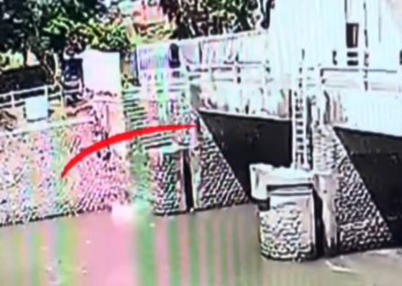 Lokasi pria terjun ke Sungai Jagir