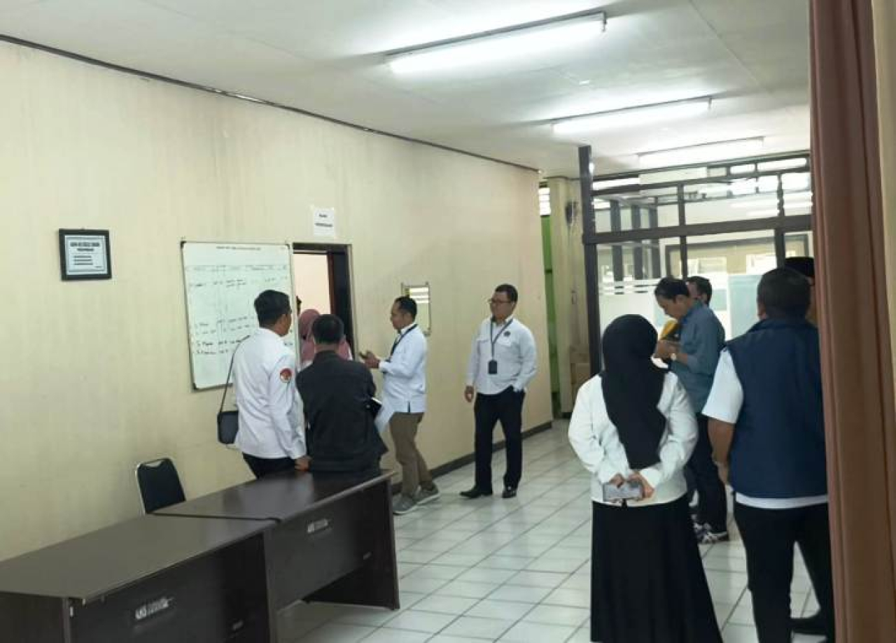 Keluarga Jemaah Haji asal Malang Tes DNA.