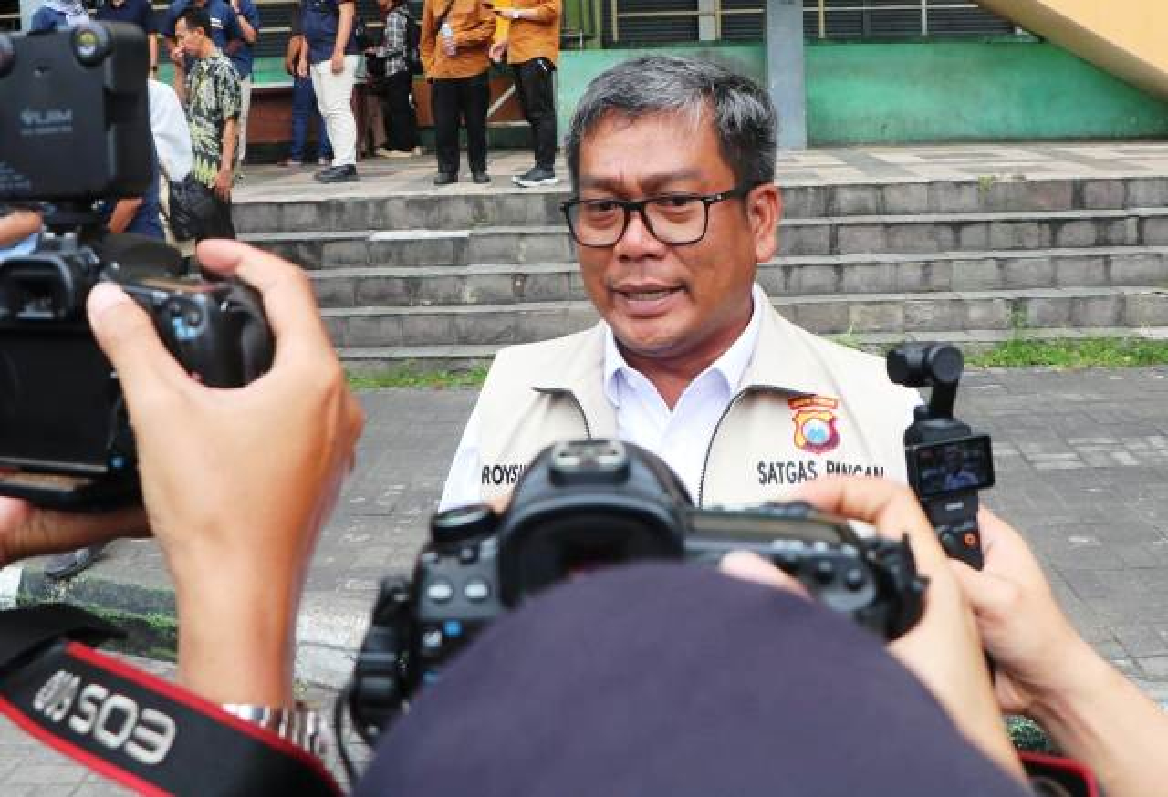 Kombes Pol Roy Hutton Marulamrata Sihombing, S.I.K,