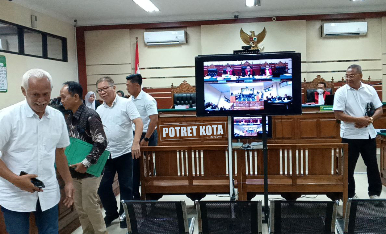 Heru Setyo, Hanny Avianto, A Data Wijaya, Rudi Efendi, Surya Ananta