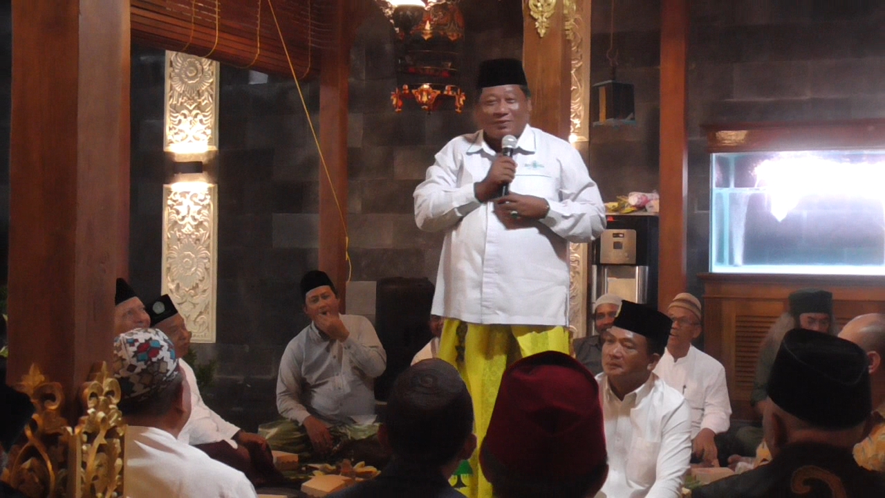 Dr. H. Moh. Ma'ruf Syah, S.H., M.H., memberikan sambutan dalam launching Pendopo Aspirasi di Kawasan Kedamean, Kabupaten Gresik, Jawa Timur, Minggu, (04/01/2026).