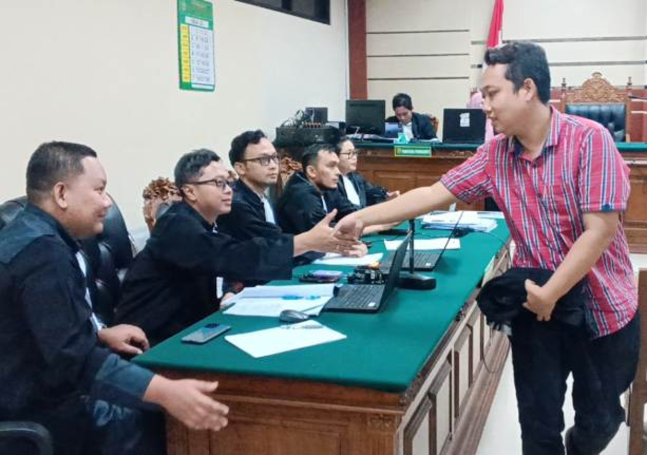 Rendra Wahyu Kurniawan.