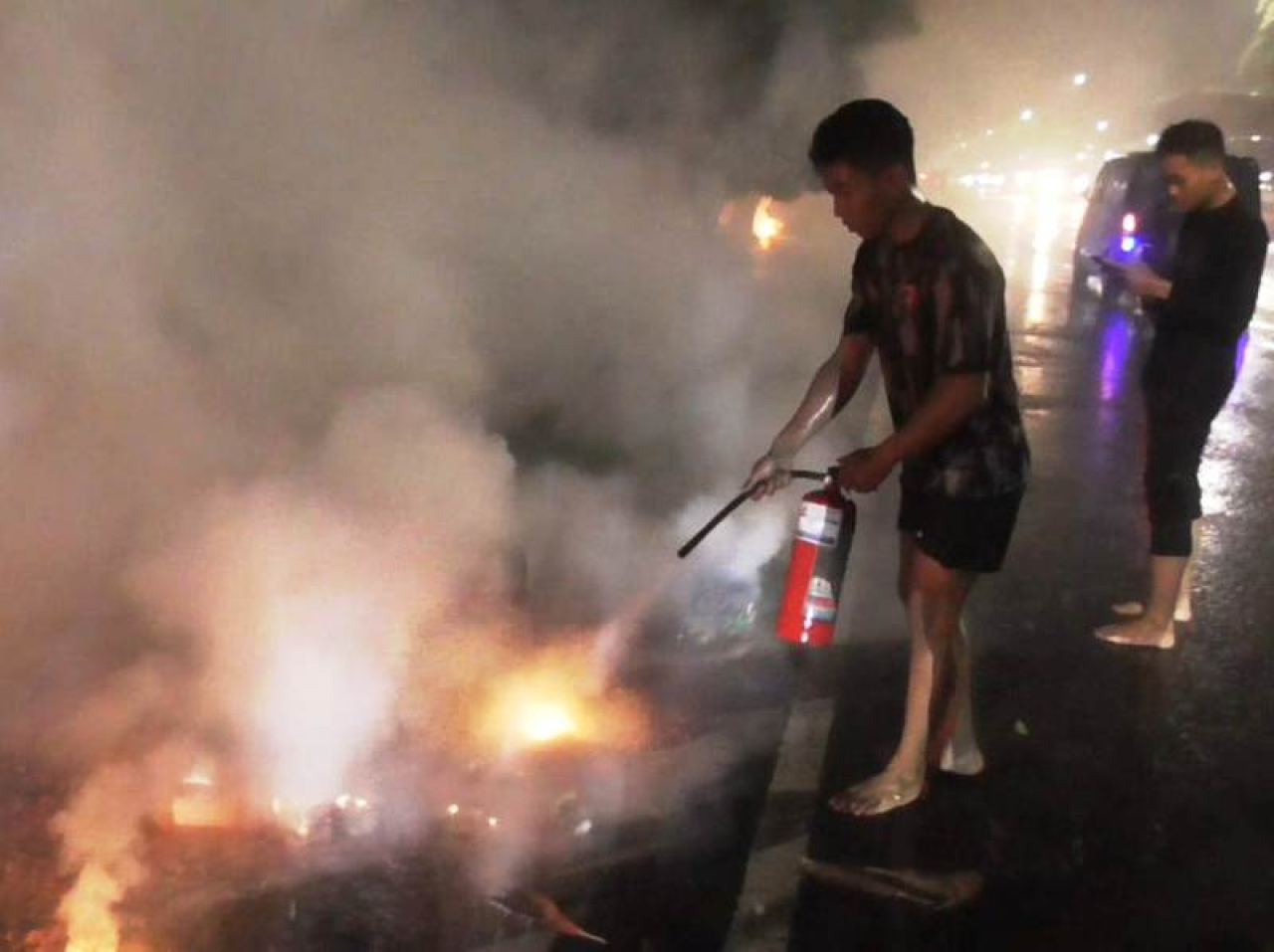 Ledakan di Depan Mako Brimob Gegana Polda Jatim Berasal dari Muatan Bahan Berbahaya