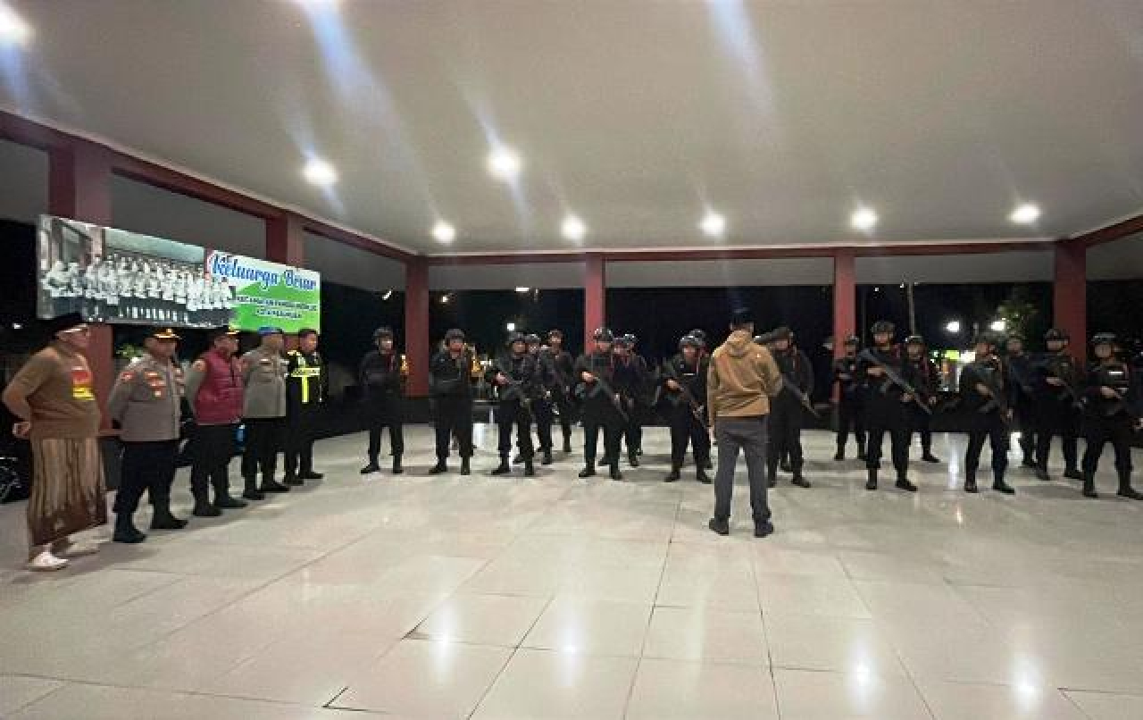 70 Polisi Berjaga Antisipasi Bentrok Susulan Antar Nelayan di Pasuruan