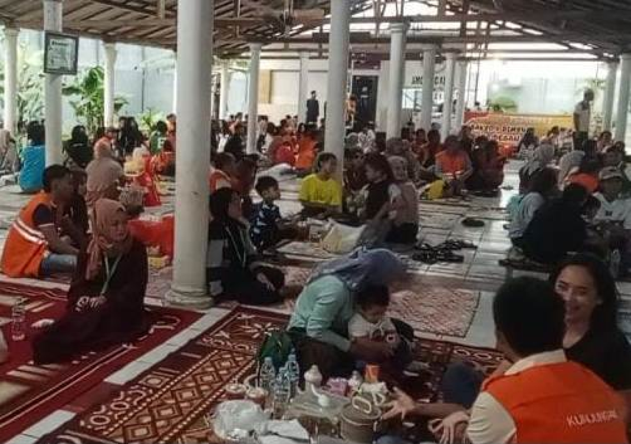 Warga Binaan Lapas Porong Bukber Bersama Keluarga