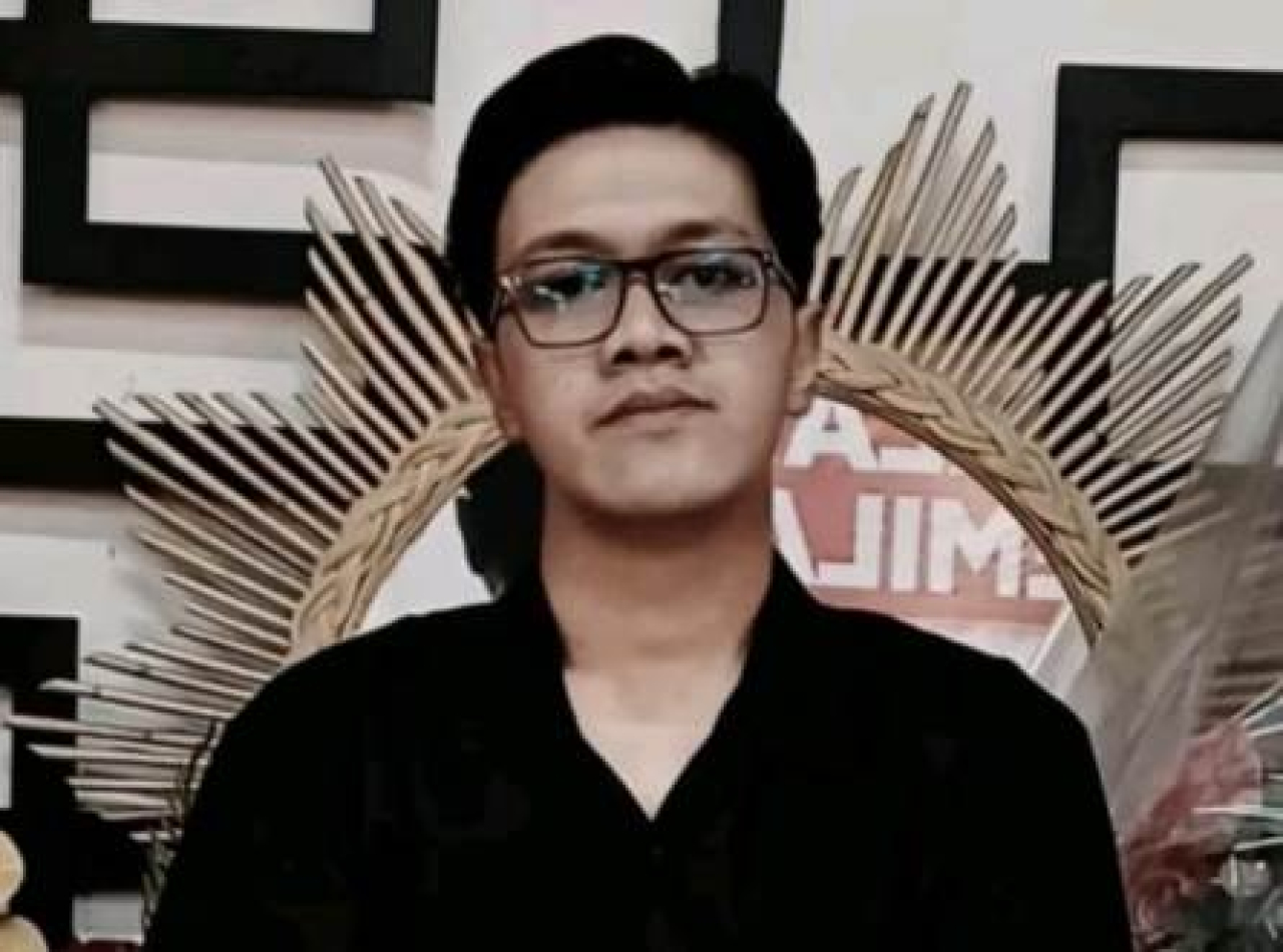 Rizal Haqiqi, Peneliti Yayasan Satria Merah Jambu
