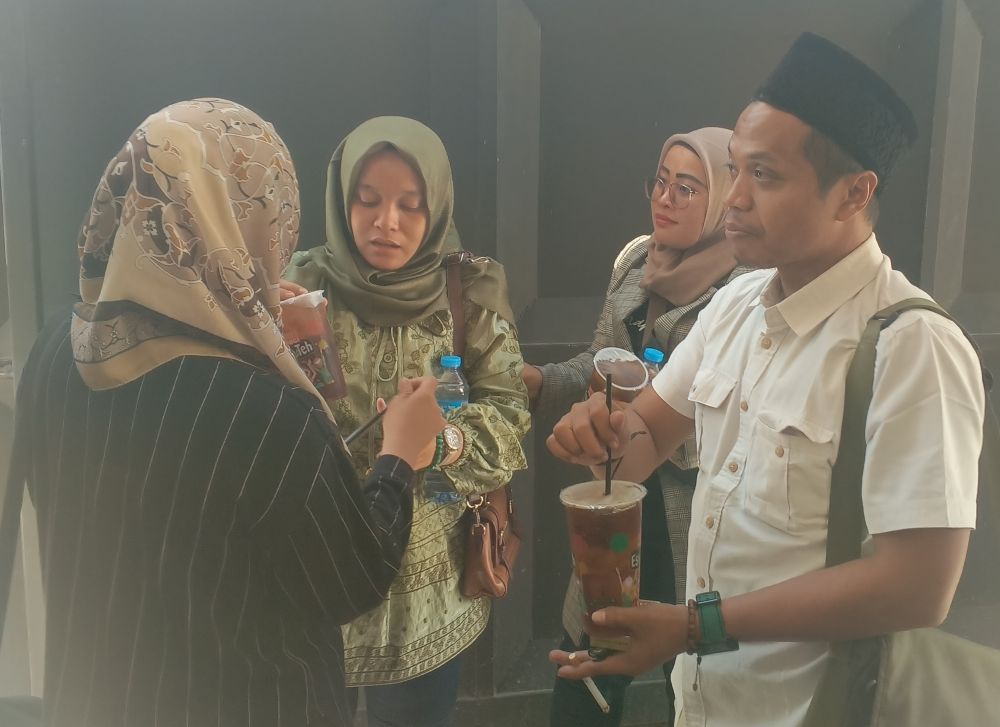 Agil Bawaslu Surabaya Akui Selingkuh Dengan PSH