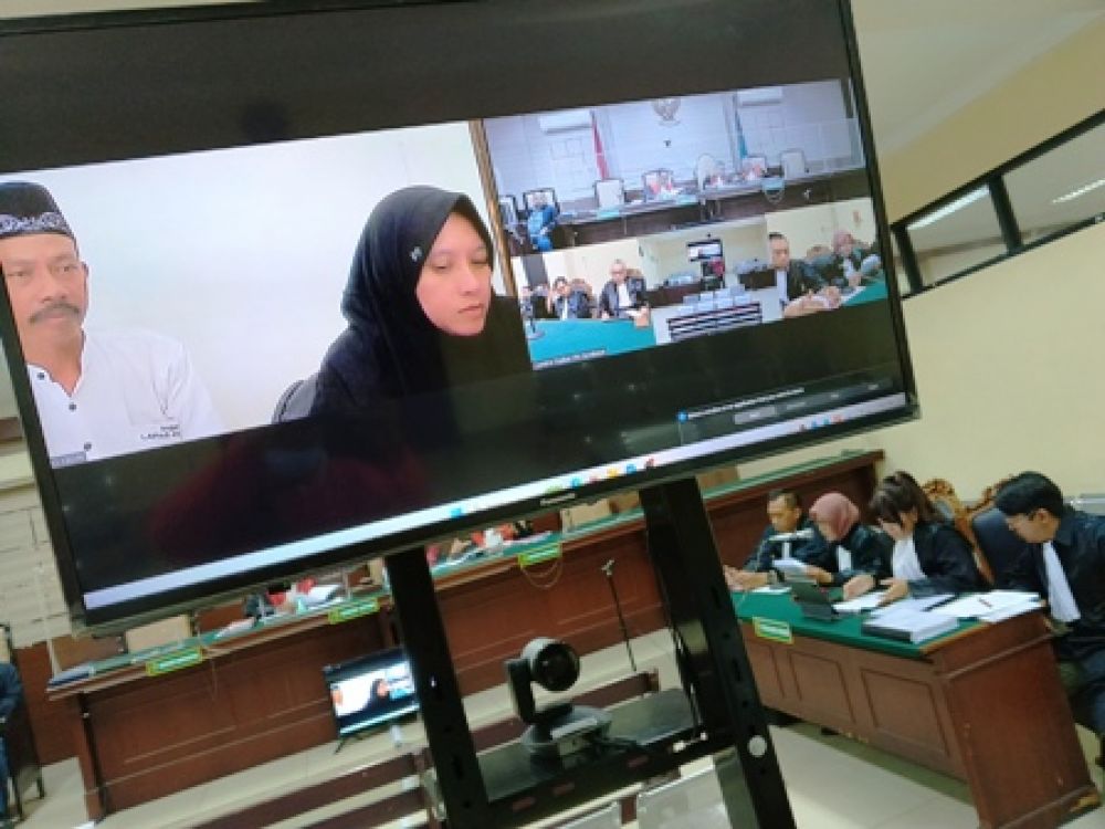 sidang Agustin Wulandari dan Ambyah