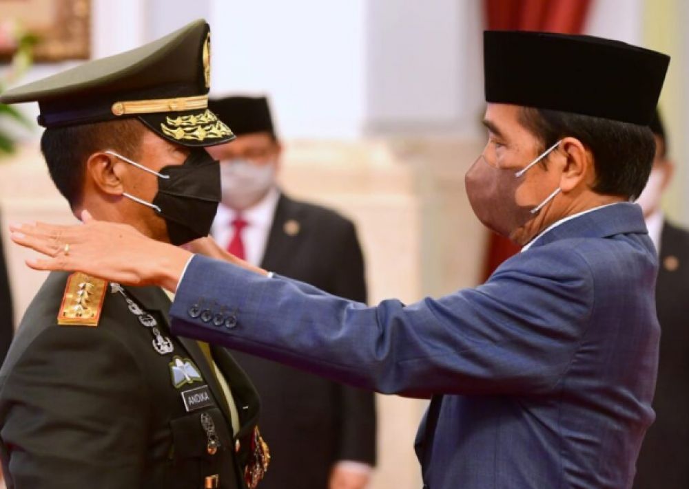 Presiden Lantik Panglima TNI Andika Perkasa