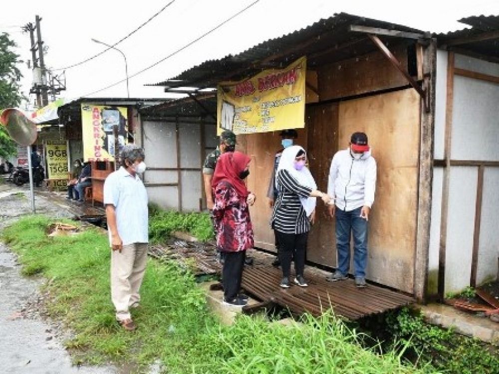 Bangli Gebang Putih Resahkan Masyarakat