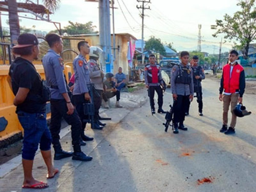 Dua Warga Bima Terkena Panah Saat Terjadi Bentrok