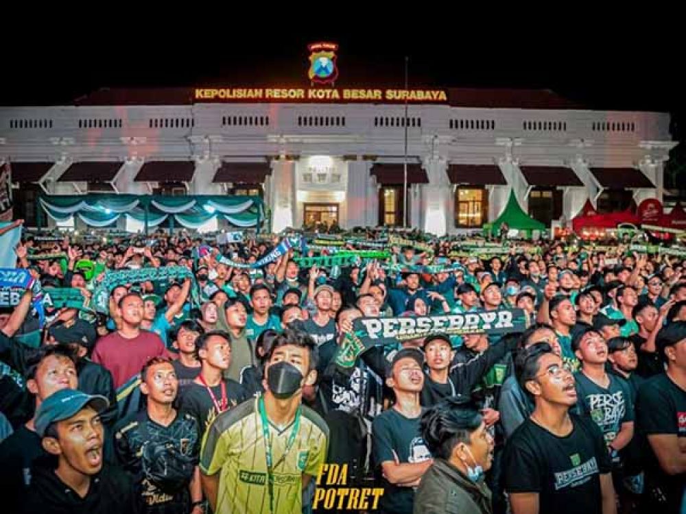 Arema FC vs Persebaya Bakal Tanding di Kanjuruhan