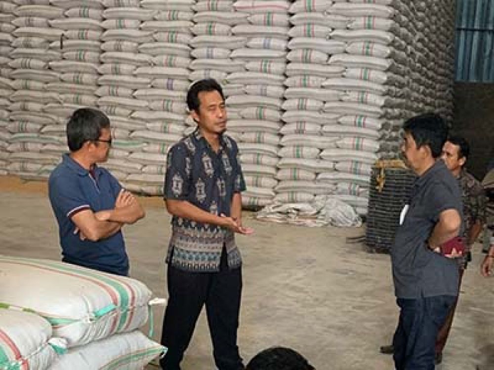 Salah satu gudang Bulog di NTB yang mengalami kebuntuan distribusi.