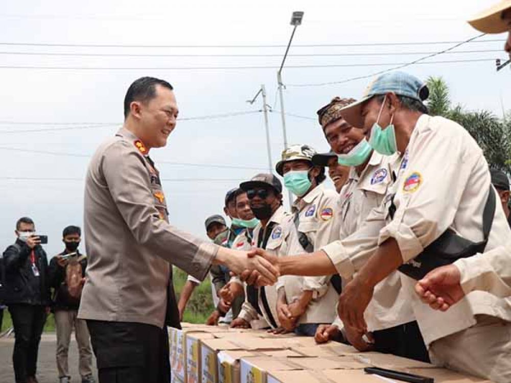 Polres Malang Edukasi Keselamatan Komunitas Sopir Jeep TNBTS