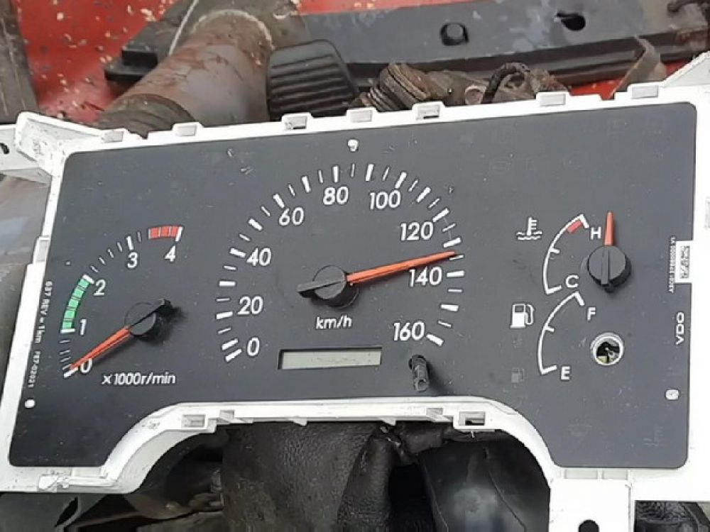 Bus Laka di Tol Sumo Diduga Berkecepatan 140Km/Jam