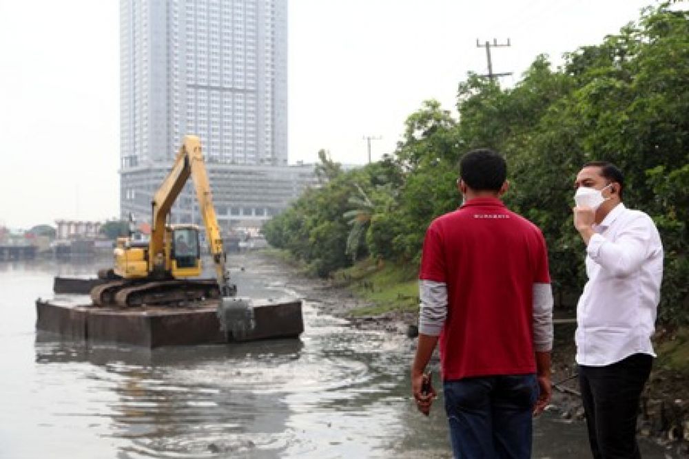 Urai Genangan, Bozem dan Sungai Surabaya Dikeruk 