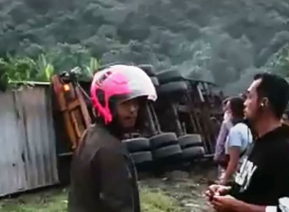 Kecelakaan beruntun di Jl. Insinyur Sutami, Bandar Lampung