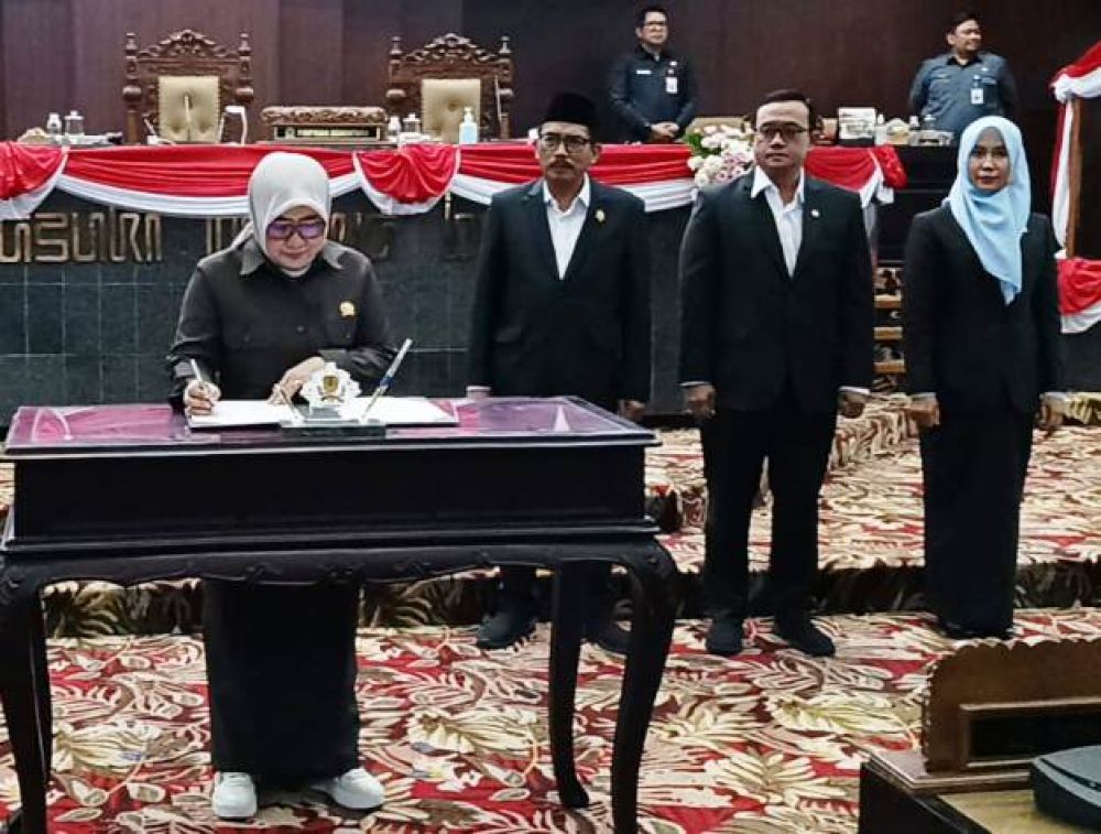 Mantan Napi Korupsi Resmi Terpilih Ketua DPRD Jatim