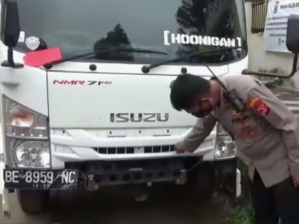 Polisi Tangkap Komplotan Perampok Mobil Truk