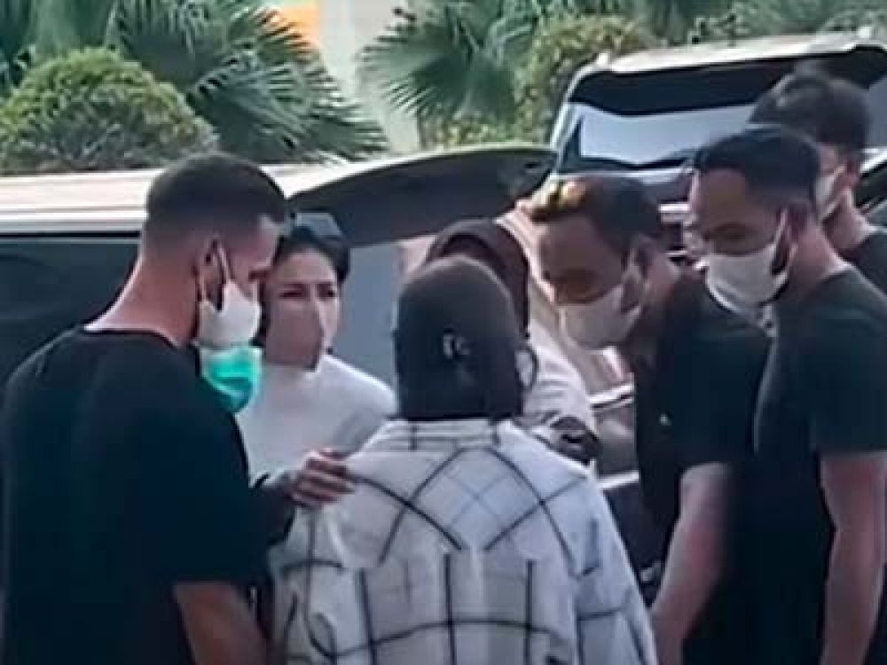 1X24 Jam, Nikita Mirzani Ditangkap Lalu Dipulangkan