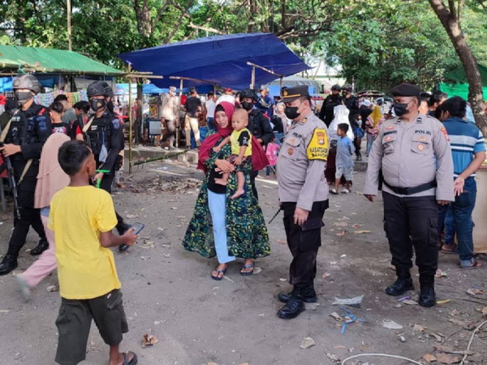 Kapolres Sumbawa Besar Patroli Kamtibmas di Pantai