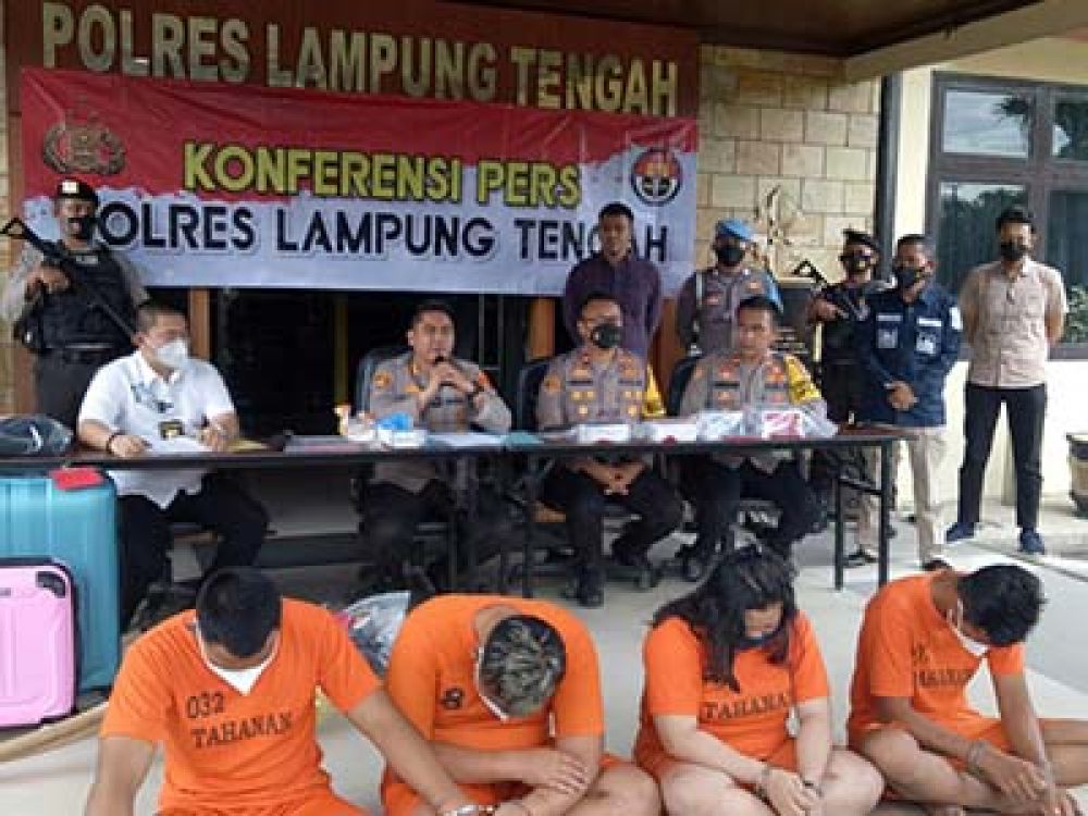 Kekasih Gelap Bunuh Pengusaha di Lampung