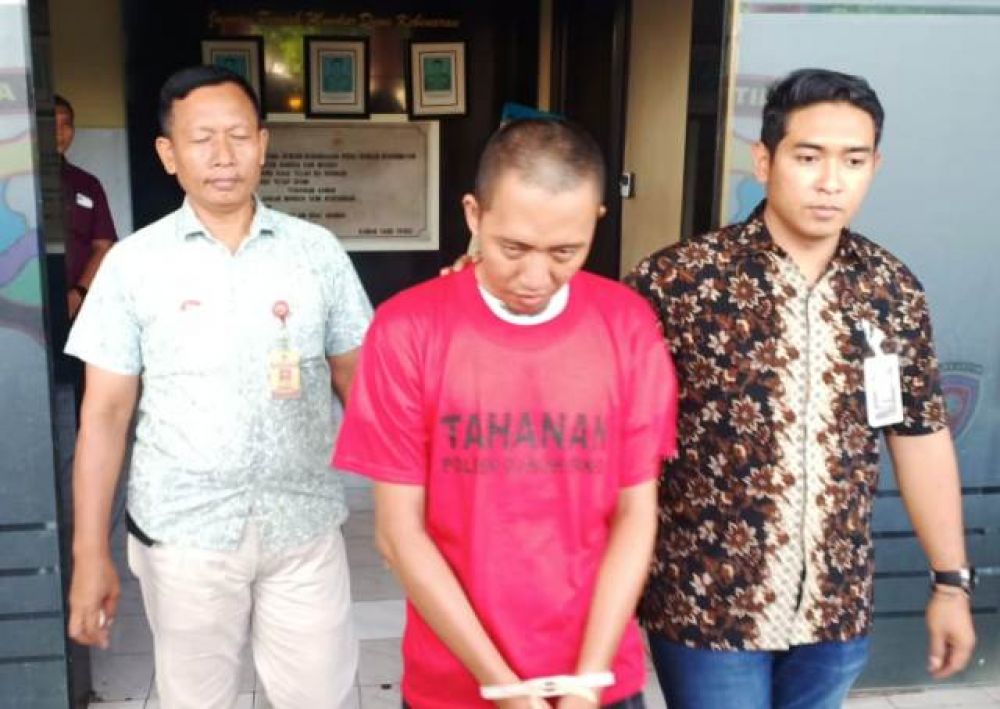 Polrestabes Surabaya Tangkap Pemalsu SIM