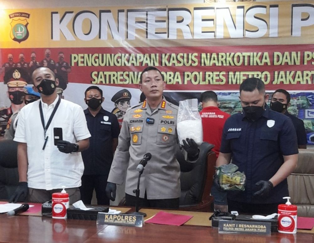 Sindikat Sabu ke Jakarta Gunakan Pesawat Terbang