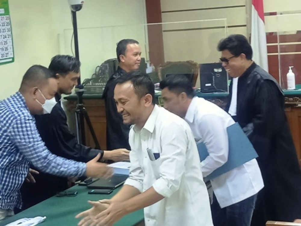 Penyuap Sahat DPRD Jatim Diputus 2 Tahun 6 Bulan