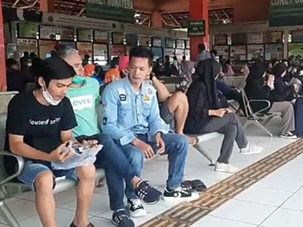 Warga Sumatera di Jakarta Mudik Lebih Awal