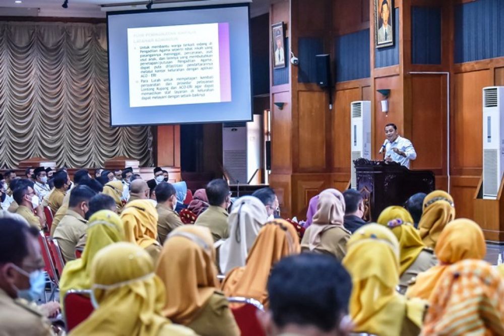 Wali Kota Surabaya Sosialisasi Layanan Adminduk