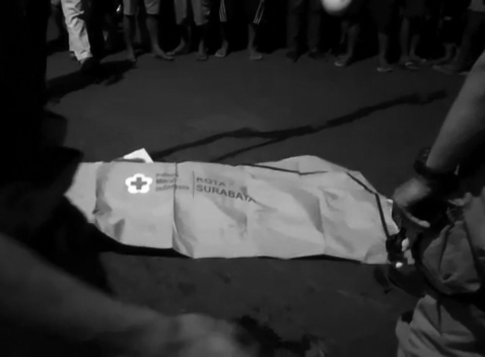 Justina warga Bulak Rukem Surabaya tewas terlindas truk