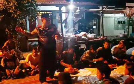 Bhabinkamtibmas ‘Ceramahi’ Pemuda Pacar Keling