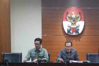 KPK Umumkan Wali Kota Blitar dan Bupati Tulungagung Tersangka