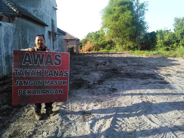 Imam GPD saat di lokasi pembuangan limbah PG Candi Baru