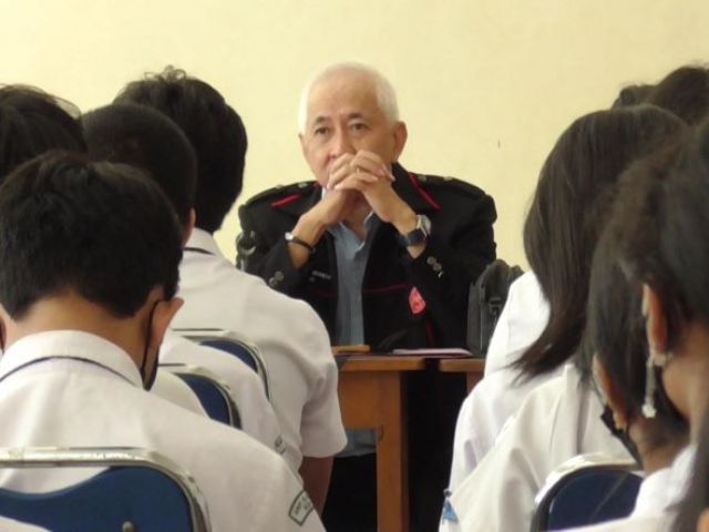 Peradin Sosialisasi Hukum di SMP Santo Yosef Tarakanita
