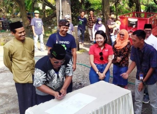 CCEP Indonesia Salurkan Program Pilah Sampah ke Masyarakat