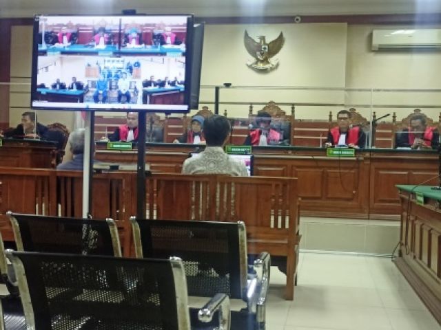 Oknum Pamen TNI AD Dindin Kamaludin Disidang Korupsi Rumah Prajurit Fiktif