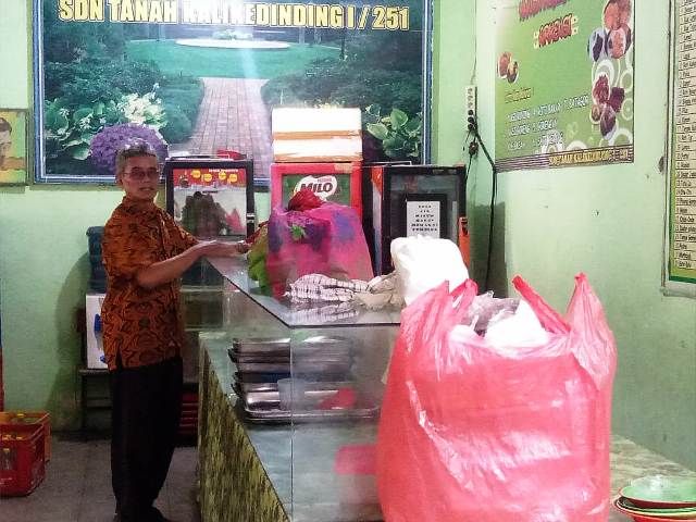 Kantin SDN Tanah Kali Kedinding 1 No 251 Sehat