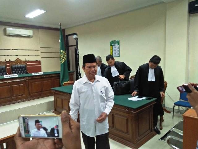 Drs. K. H. Mas’ud Yunus Dituntut 4 Tahun Penjara