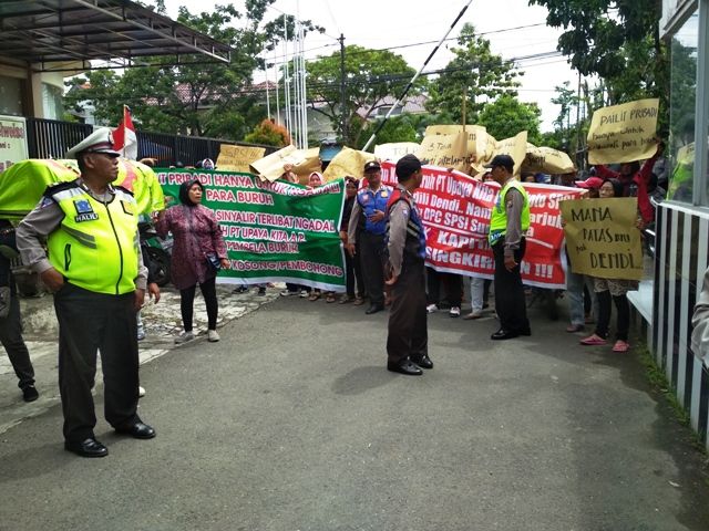 Kantor SPSI Jatim Didemo