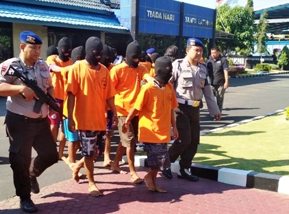 Ditpolair Polda Jatim Gagalkan Penyeludupan Benur