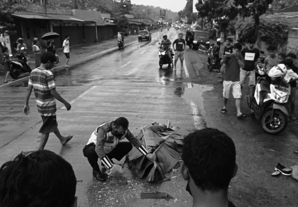 pengendara sepeda motor korban tabrak lari di Lampung